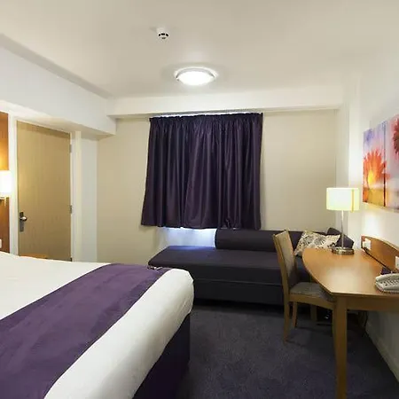 Premier Hotel